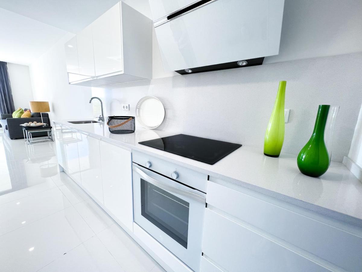 Apartment In Manilva, Just A Few Steps From The Beach Exterior foto